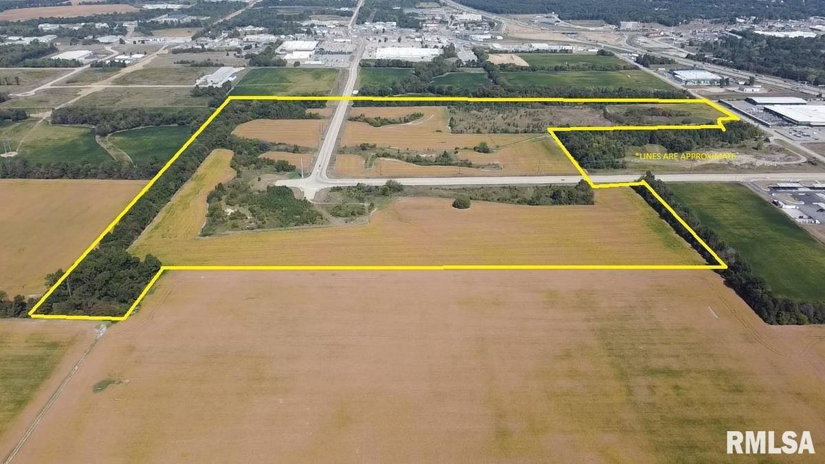 12165 N Wells Bypass, Mt Vernon, IL 62864