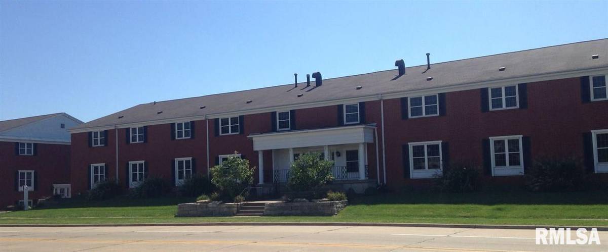 985 LINCOLN RD #333, Bettendorf, IA 52722