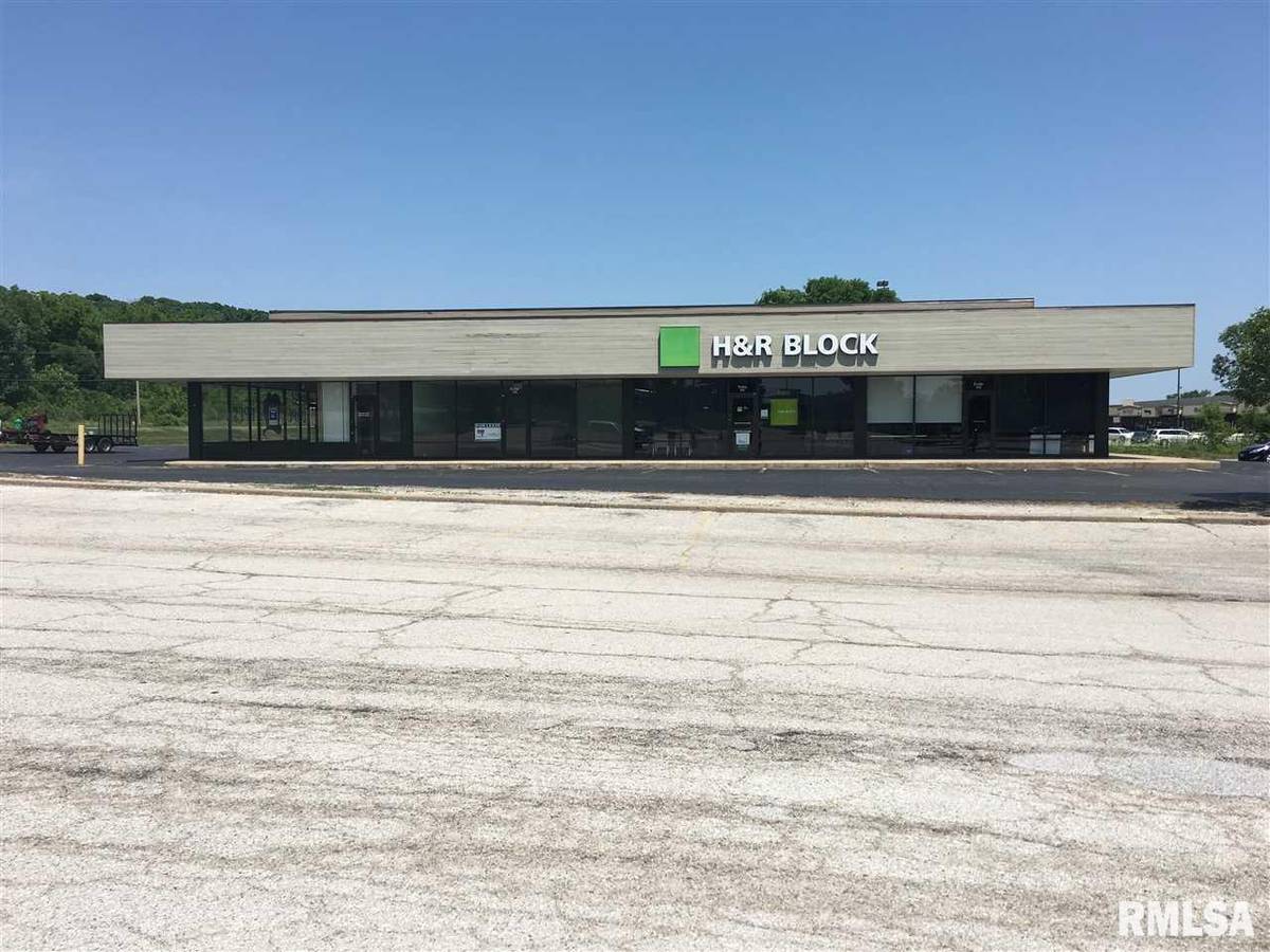 3850 BLACKHAWK RD #Ste 6, Rock Island, IL 61201