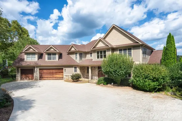 31 Bradford Vistas DR, Fletcher, NC 28732