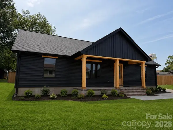 304 Garden ST E, Landis, NC 28088