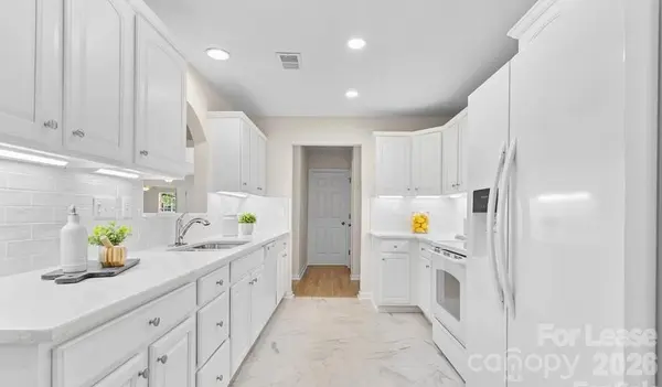 3008 Cornflower LN, Indian Trail, NC 28079