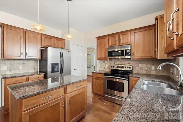 3229 Darlington RD, Charlotte, NC 28105