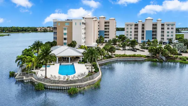 10530 BOARDWALK LOOP #304, Bradenton, FL 34202