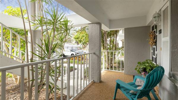 1109 EDGEWATER CIR #1109, Bradenton, FL 34209