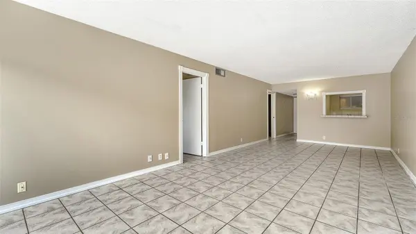 2763 WOODGATE LN #104, Sarasota, FL 34231