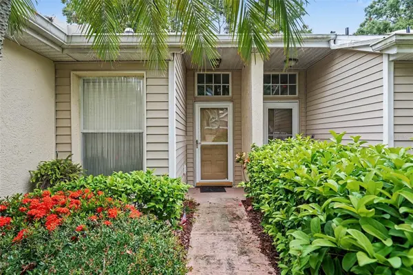 2437 NANTUCKET HARBOR LOOP #2437, Sun City Center, FL 33573