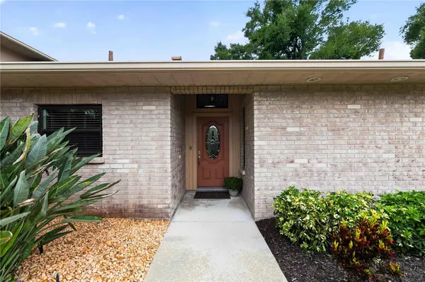 9703 65TH AVE E, Bradenton, FL 34202