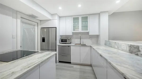 1150 TARPON CENTER DR #1-C #103, Venice, FL 34285