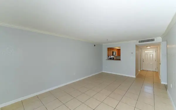 942 LA COSTA CIR #9, Sarasota, FL 34237