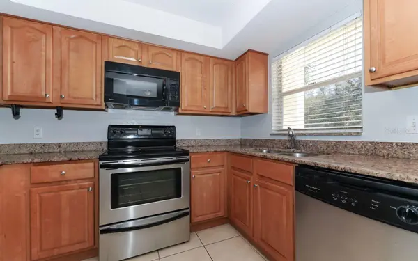 942 LA COSTA CIR #9, Sarasota, FL 34237