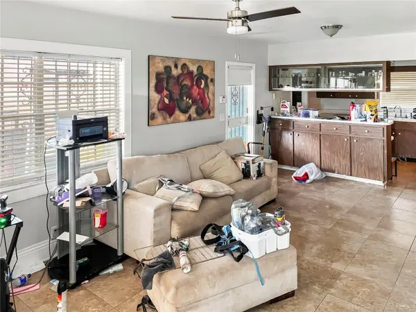 8410 N GRADY AVE, Tampa, FL 33614