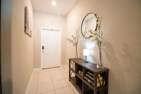 5466 BLUE AZURE DR, Wimauma, FL 33598