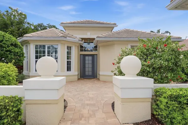 7235 KENSINGTON CT, University Park, FL 34201