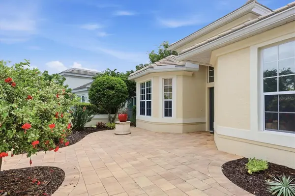 7235 KENSINGTON CT, University Park, FL 34201