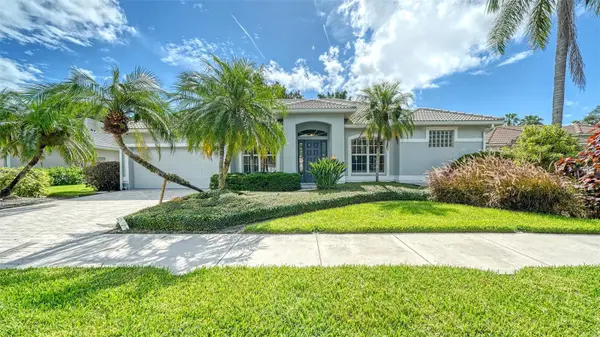 5325 ANTHONY LN, Sarasota, FL 34233