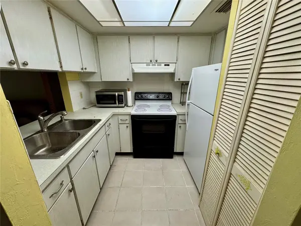 1250 S PINELLAS AVE #511, Tarpon Springs, FL 34689