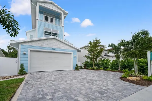 1647 SIESTA DR, Sarasota, FL 34239