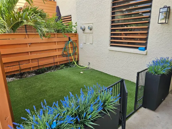 153 WILD PALM DR #1610, Bradenton, FL 34210