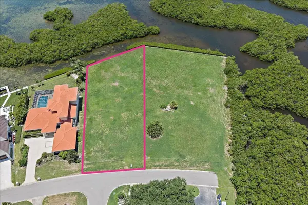 TIDEWOOD AVE, Sarasota, FL 34231