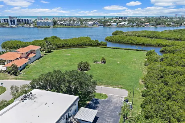 TIDEWOOD AVE, Sarasota, FL 34231