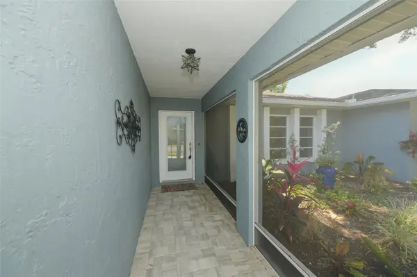1625 BAY HILL CIR, Sarasota, FL 34232