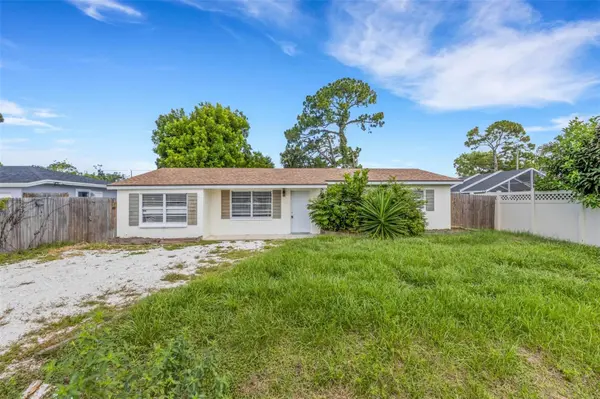 2522 STRATFORD DR, Sarasota, FL 34232