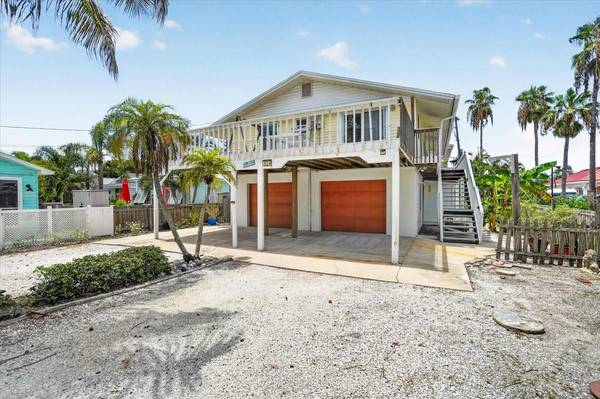 524 SPRING AVE, Anna Maria, FL 34216