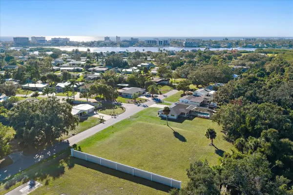 SOUTHWOOD ST, Sarasota, FL 34231