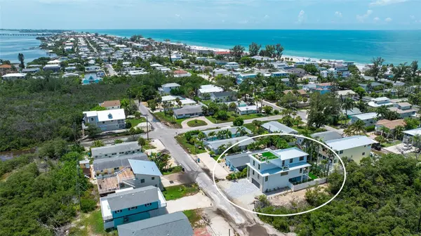 2908 AVENUE B, Bradenton Beach, FL 34217