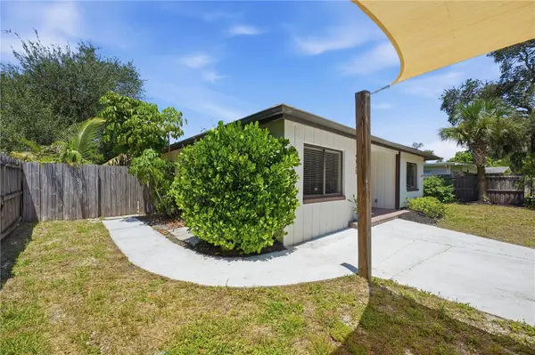 4925 REMINGTON DR, Sarasota, FL 34234