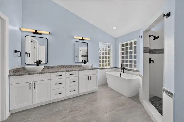 428 SW 19TH AVE, Cape Coral, FL 33991