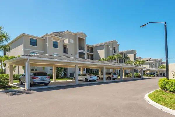 17902 GAWTHROP DR #304, Lakewood Ranch, FL 34211