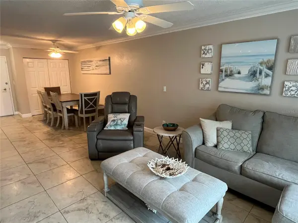 2700 COCONUT BAY LN LN #4111, Sarasota, FL 34237