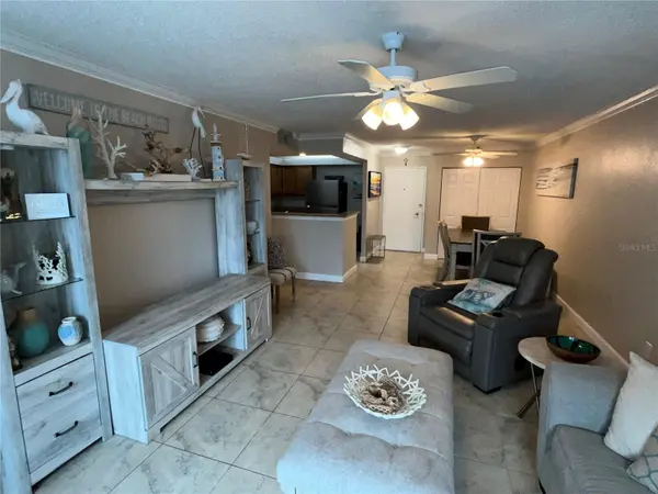 2700 COCONUT BAY LN LN #4111, Sarasota, FL 34237