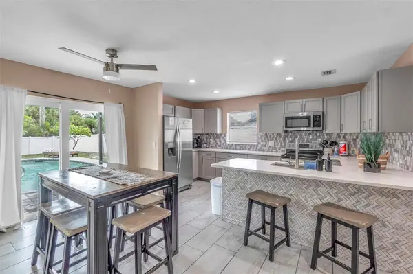 2714 42ND ST W, Bradenton, FL 34205