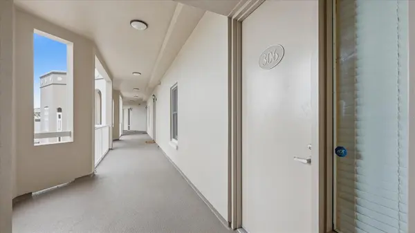 8111 LAKEWOOD MAIN ST #306, Lakewood Ranch, FL 34202