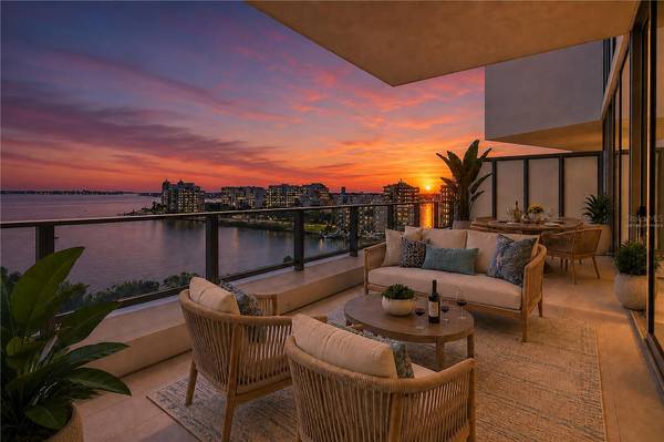 1155 N GULFSTREAM AVE #806, Sarasota, FL 34236