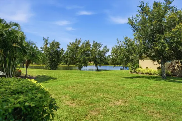 5002 BOSTON COMMON GLN, Bradenton, FL 34211