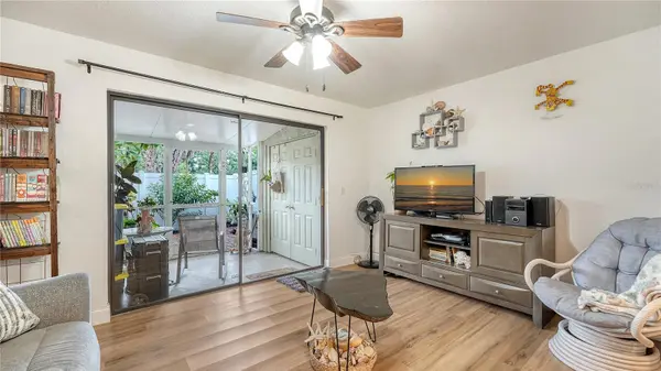 4906 25TH ST W #107, Bradenton, FL 34207