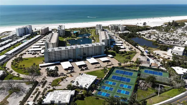 5770 MIDNIGHT PASS RD #301, Sarasota, FL 34242