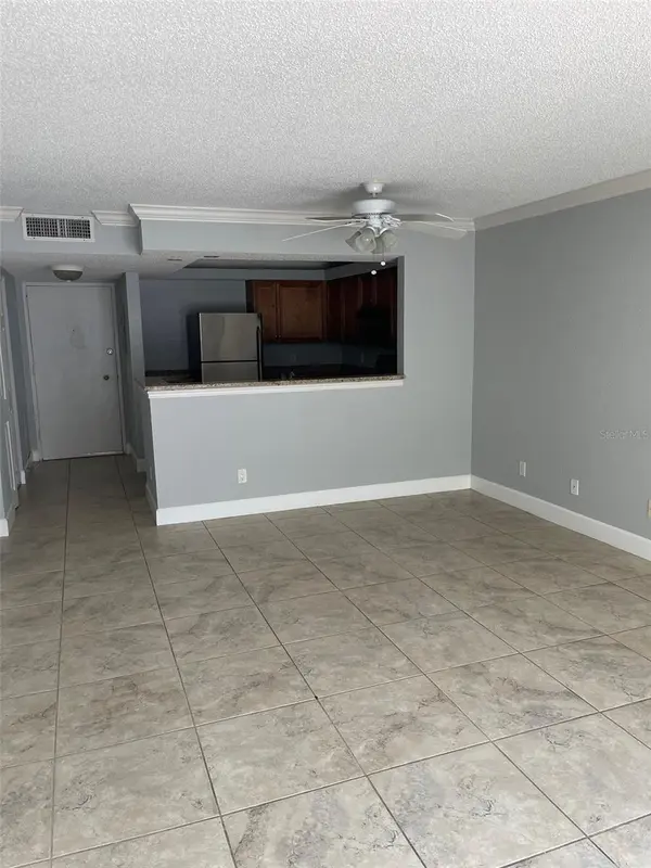 2755 COCONUT BAY LN LN #119 (1K), Sarasota, FL 34237