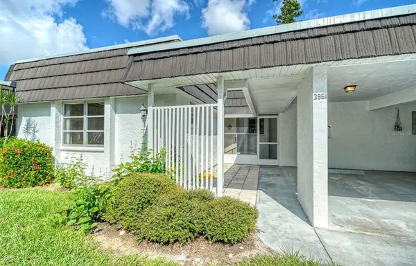 3961 ASHWOOD LN #44, Sarasota, FL 34232