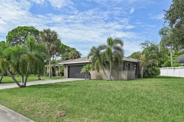 6106 45TH ST W, Bradenton, FL 34210