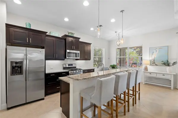 4623 CLAREMONT PARK DR, Bradenton, FL 34211