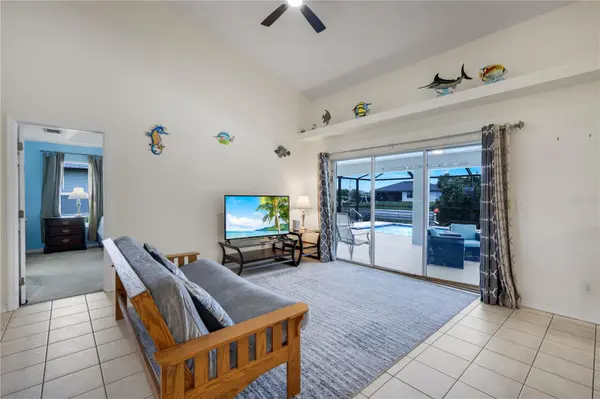1431 NW 3RD PL, Cape Coral, FL 33993