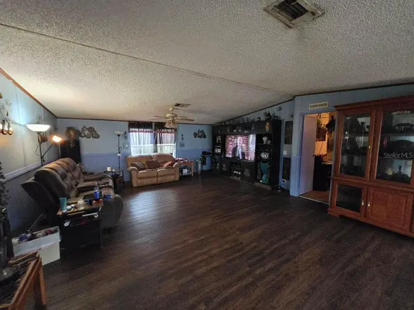 8323 FANTASIA PARK WAY, Riverview, FL 33578