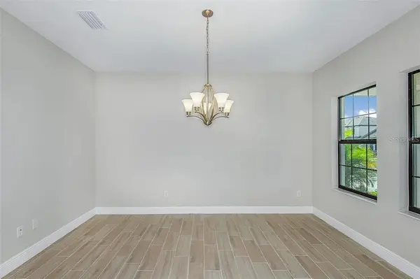 12736 BERGSTROM BAY DR, Riverview, FL 33579