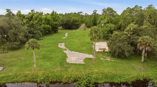 13664 & 13668 MARQUETTE BLVD, Fort Myers, FL 33905