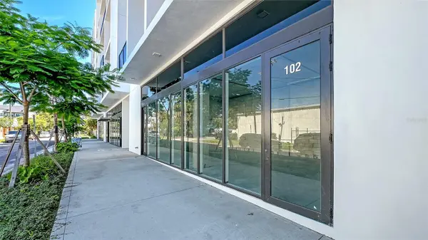 430 KUMQUAT CT #102, Sarasota, FL 34236